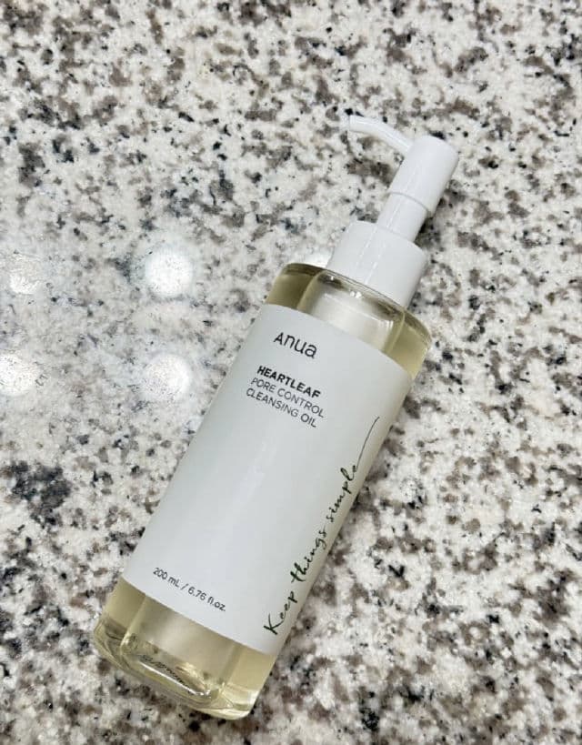 Heartleaf Pore Control Cleansing Oil product review