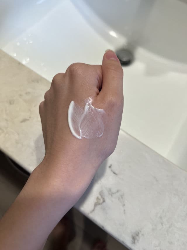 GOODAL Heartleaf Calming Sun Cream SPF50+ PA++++ review photo by racheun