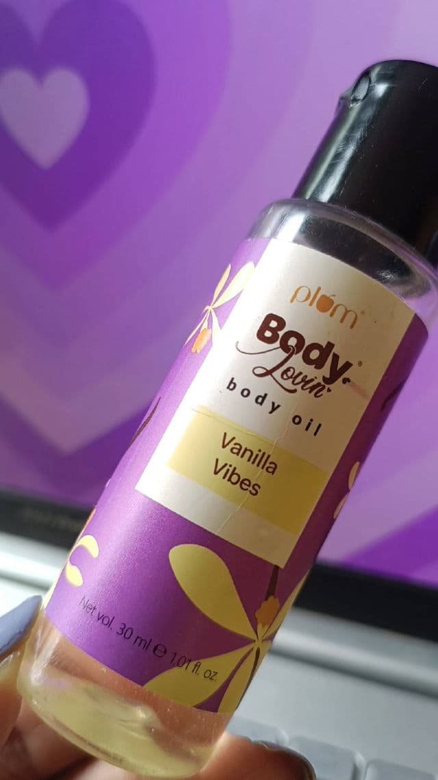 Plum BodyLovin' Vanilla Vibes Body Oil review photo by shravanika