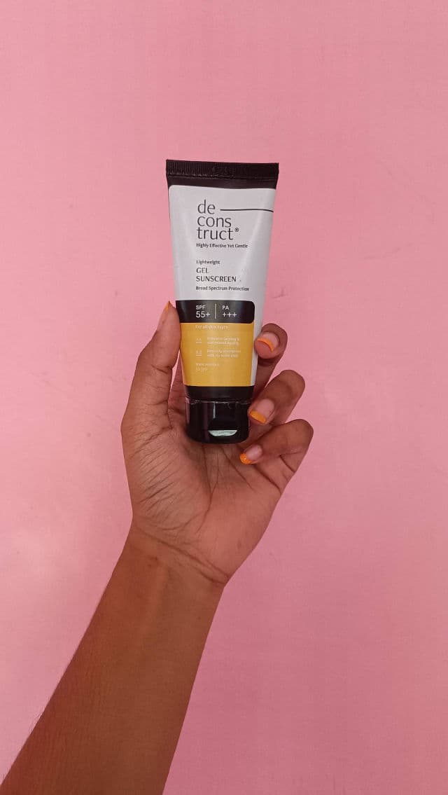 Deconstruct Gel Sunscreen SPF55+ PA+++ review photo by shravanika