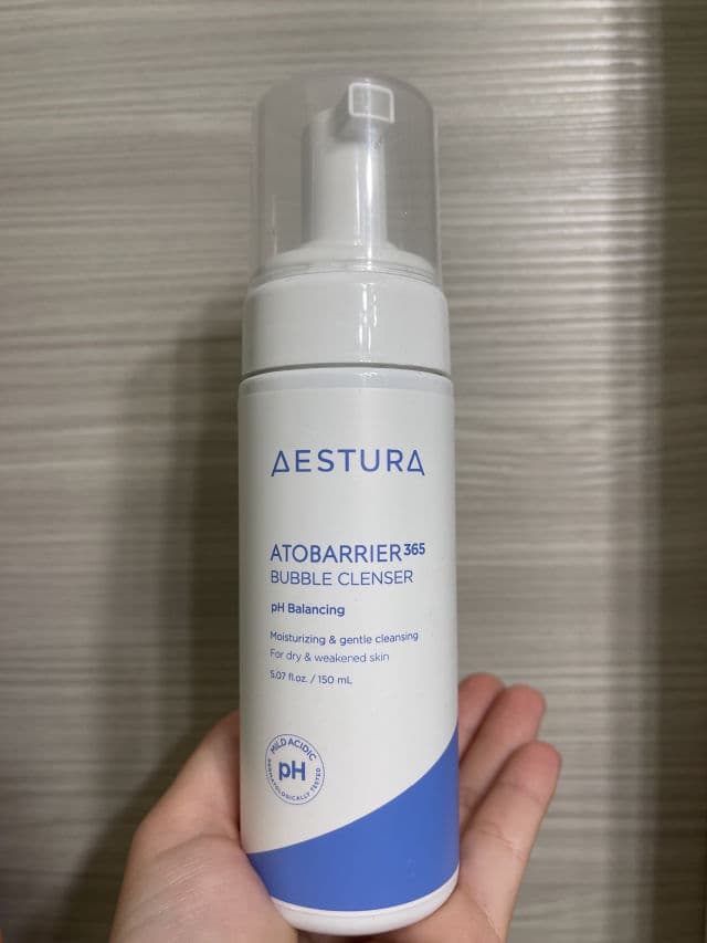 Aestura Atobarrier365 Bubble Cleanser review photo by Beautybyanna25