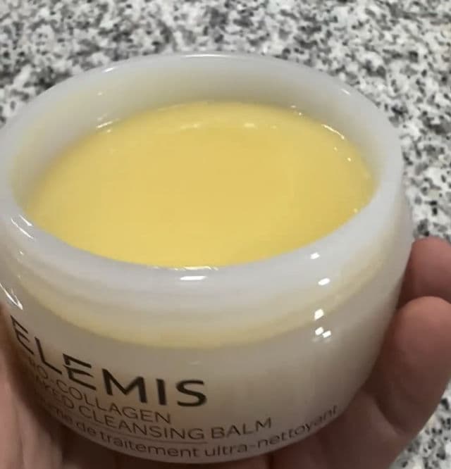 Elemis Pro-Collagen Naked Cleansing Balm review photo by Hlanderz