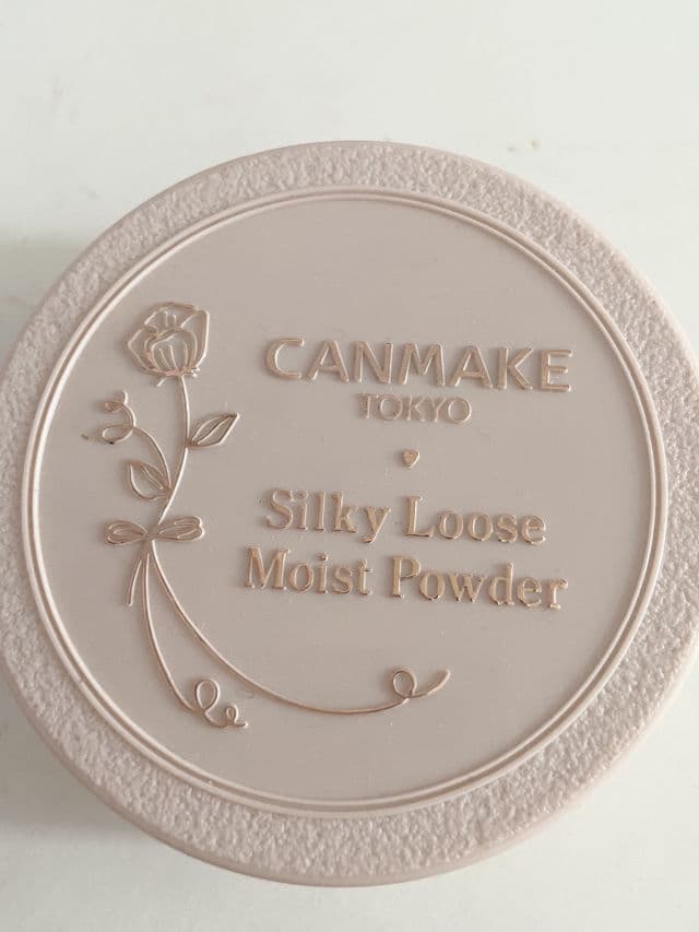 CANMAKE Silky Loose Moist Powder review photo by purebunnyy