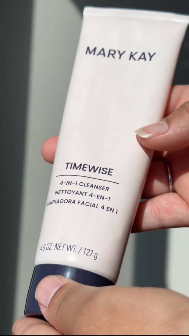 Mary Kay TimeWise Age Minimize 3D 4-in-1 Cleanser Normal/Dry review photo by summer1991