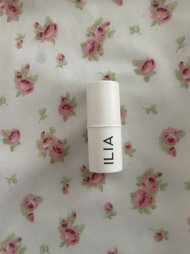 Ilia A Fine Romance review photo by stvrhauls