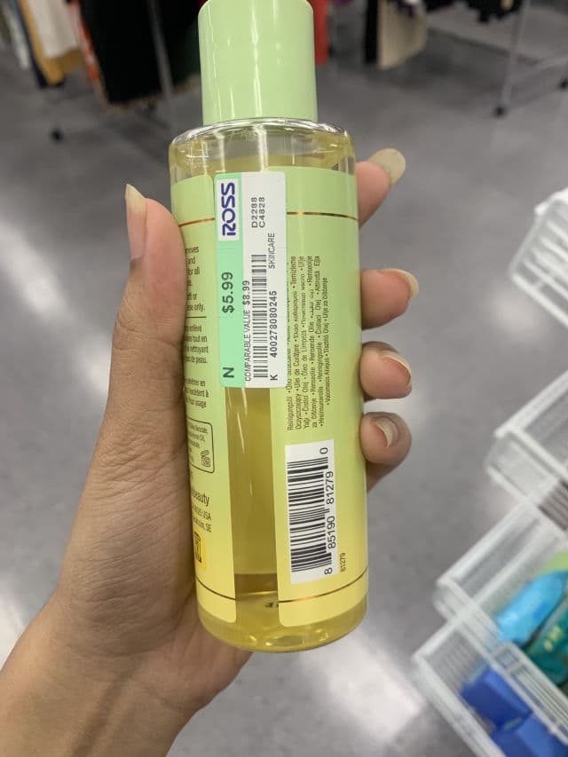 Pixi Beauty EOD Cleansing Oil review photo by RaveenRas