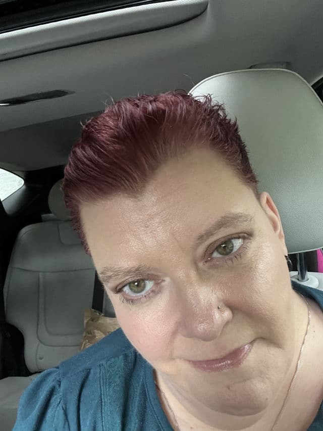Clairol Natural Instincts Hair Color Bold - R56 review photo by AuntDD