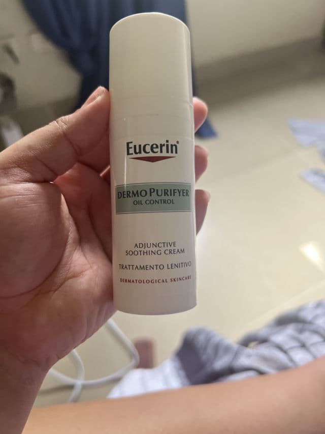 Eucerin Dermopure Oil Control Mattifying Fluid review photo by Nahi