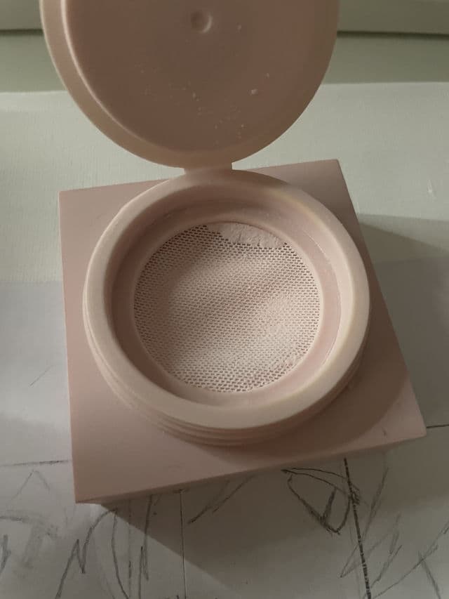 SHEGLAM Hydro-Touch Refreshing Setting Powder review photo by Swaliva