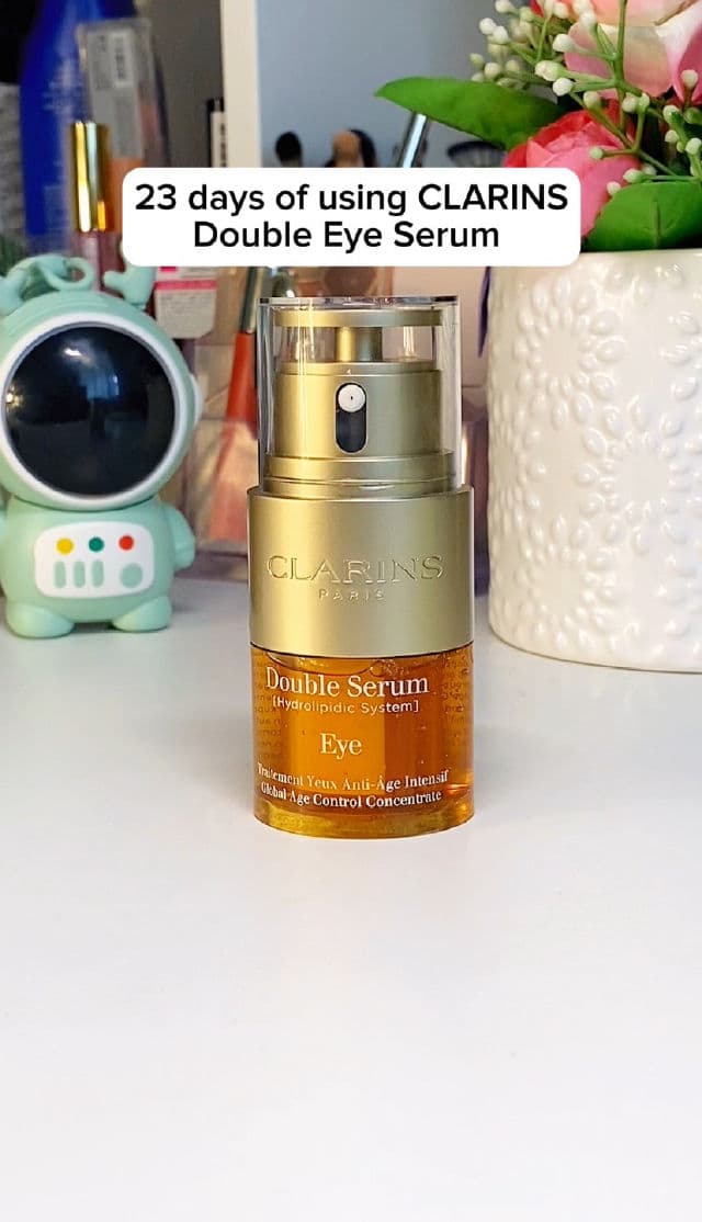 Clarins Double Serum Eye review photo by Aanchal