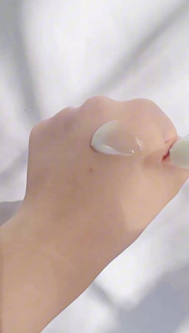MIMU MIMU Cooling Calming i.n.g Cream review photo by Evera