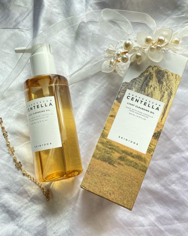 Madagascar Centella Light Cleansing Oil product review