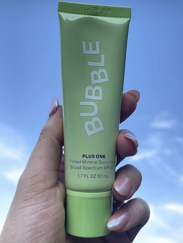 Bubble Plus One Tinted Daily Mineral Sunscreen Broad Spectrum SPF 40 review photo by tinasbeautycorner
