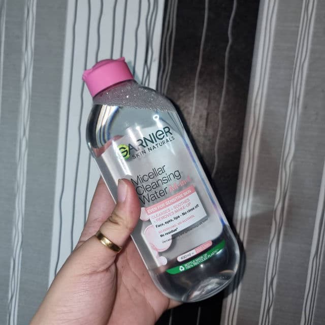 Garnier Micellar Cleansing Water All-in-1 review photo by reijanlin