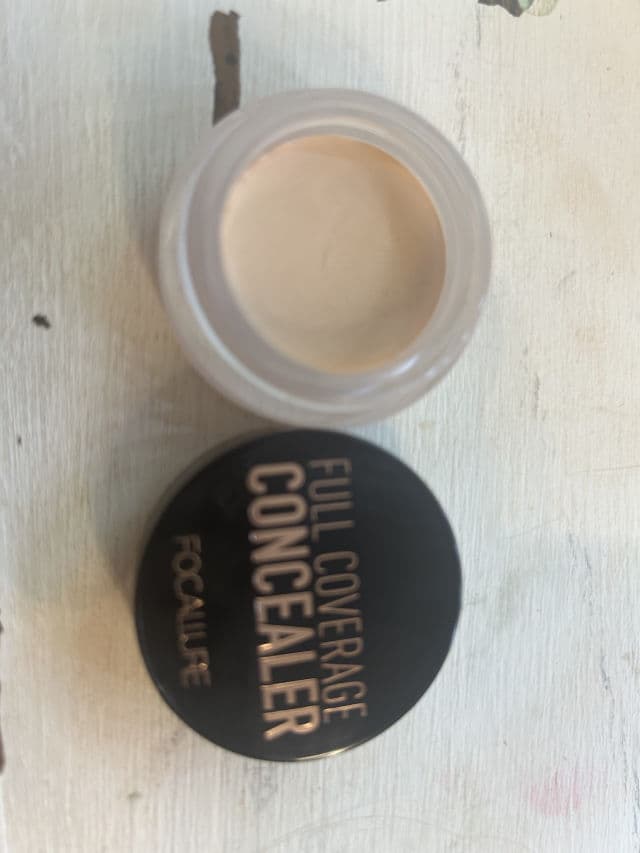 Focallure Fclr Fix 24-hr Smooth Concealer  review photo by Gabrielle05