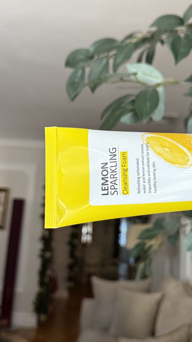 SECRET KEY Lemon Sparkling Cleansing Foam review photo by RuthyGoldSkincare