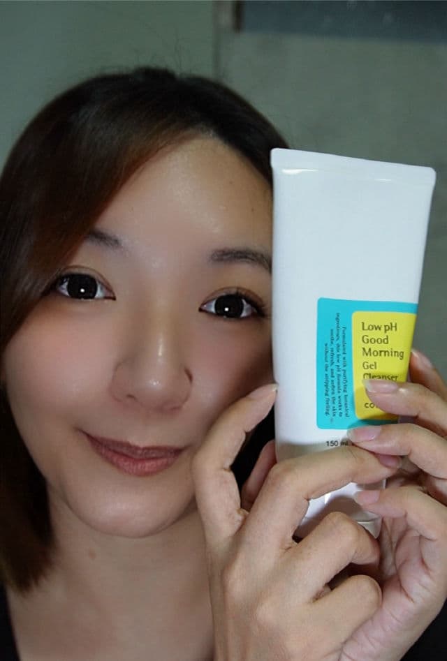 Low pH Good Morning Gel Cleanser product review