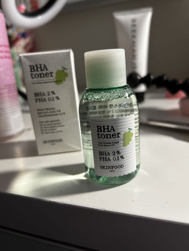 SKINFOOD Shine Muscat BHA 2% Toner review photo by Breezydays