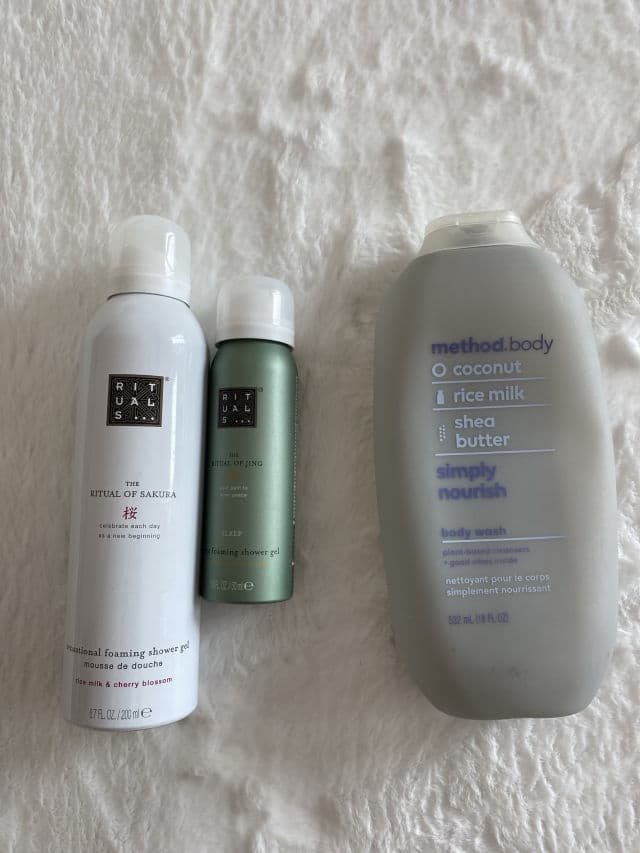 Eos Shea Better Vanilla Cashmere Body Lotion review photo by Annie09
