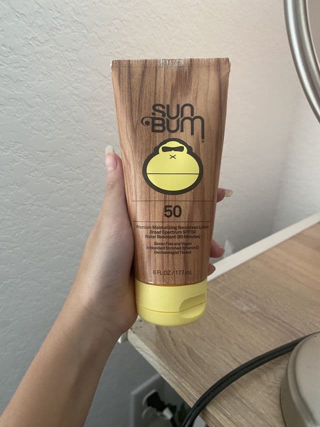 Sun Bum Travel Size Sunscreen Lotion SPF 50 review photo by aesungg