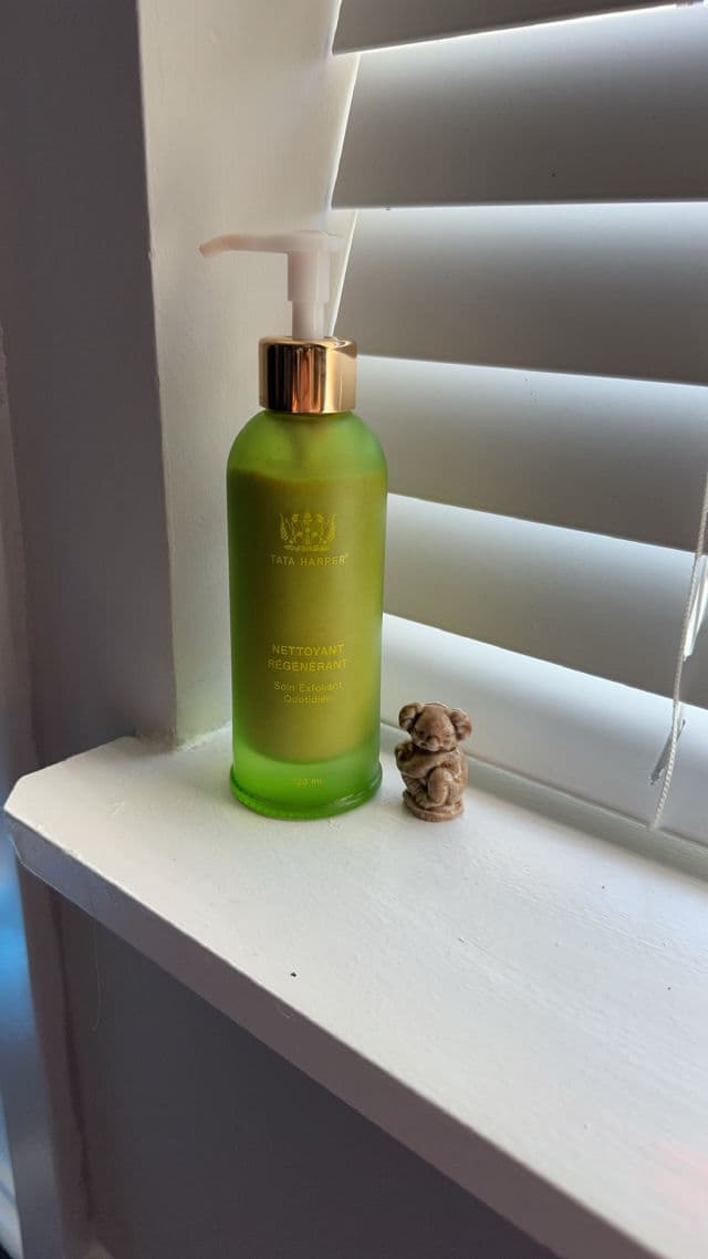 Tata Harper Regenerating Exfoliating Cleanser review photo by Izzy5576