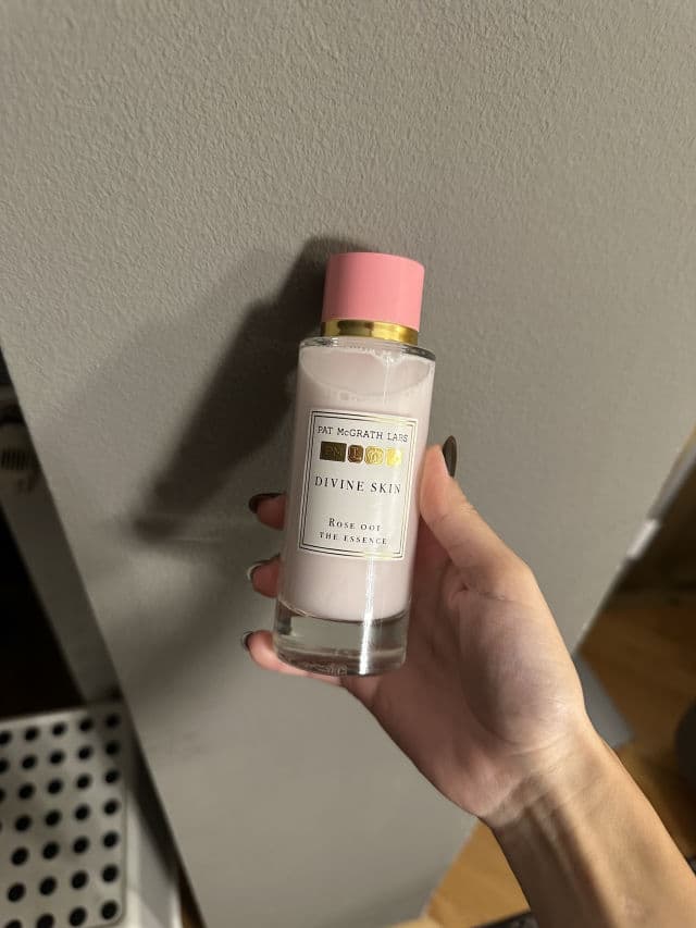 Pat McGrath Labs Divine Skin: Rose 001 The Essence review photo by tamarashuri