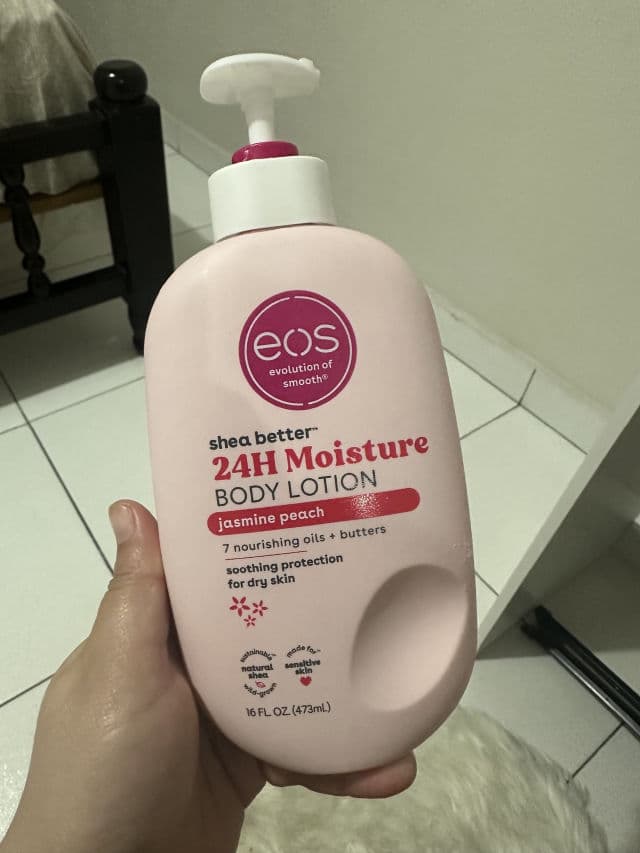 Eos Jasmine Peach Body Lotion review photo by eleannys28
