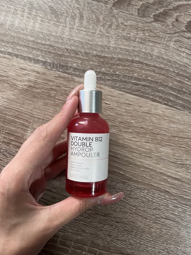 MISSHA Vitamin B12 Double Hydrop Ampouler review photo by annoukki