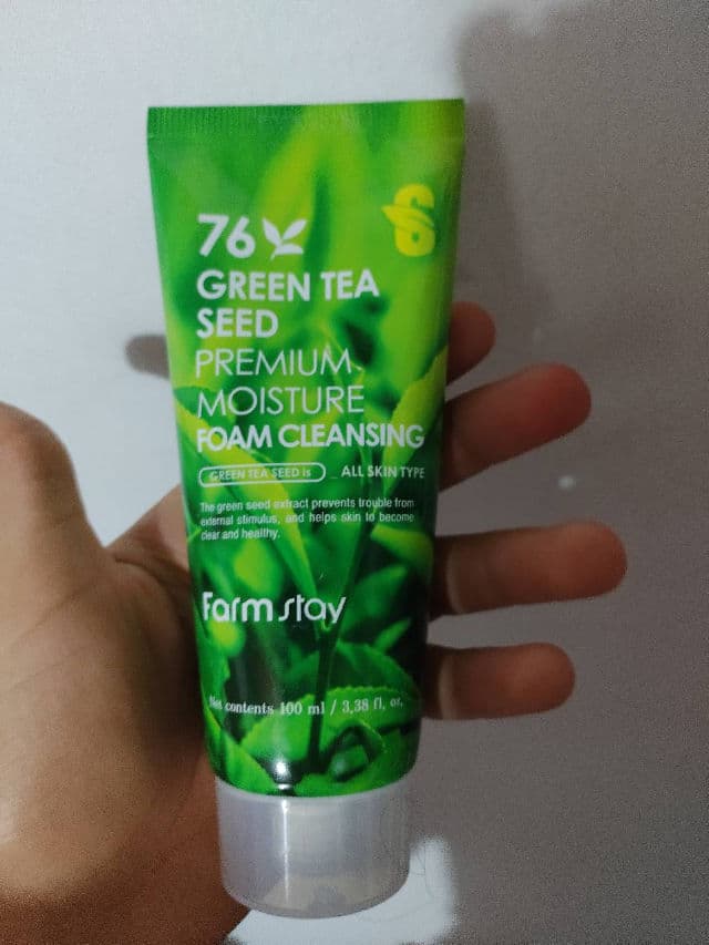 Farmstay Green Tea Seed Premium Moisture Foam Cleansing review photo by lasoalana
