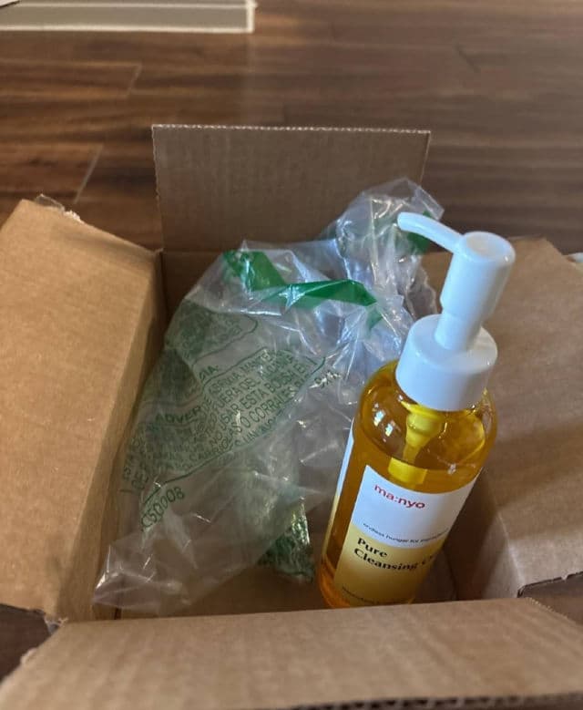 manyo Pure Cleansing Oil Deep Clean review photo by taniaijaz