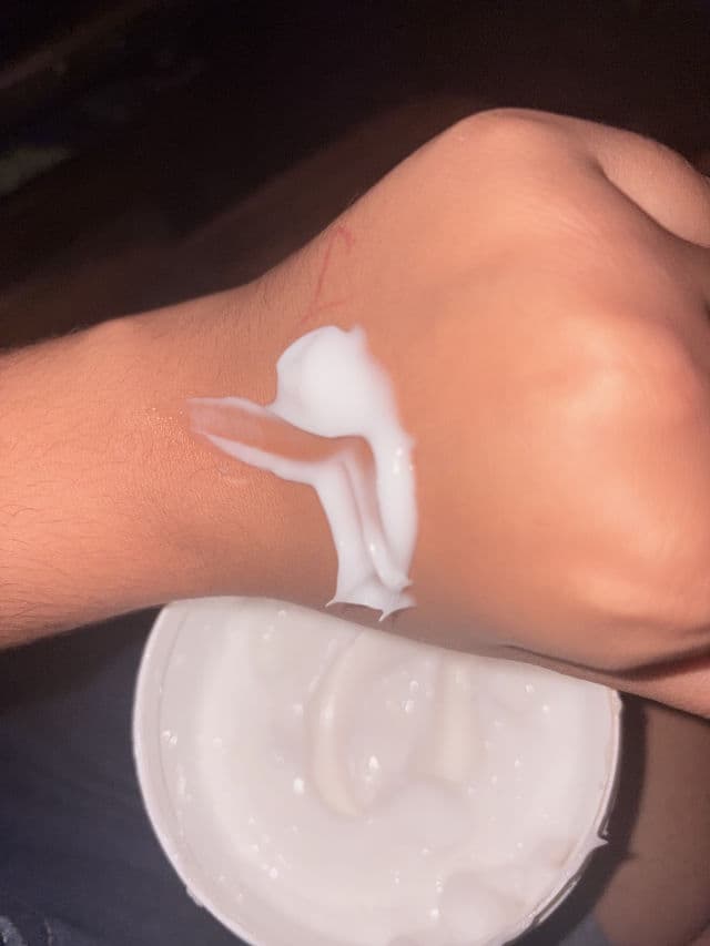 Instituto Espanol Urea Skin Repair Cream review photo by Cintia04