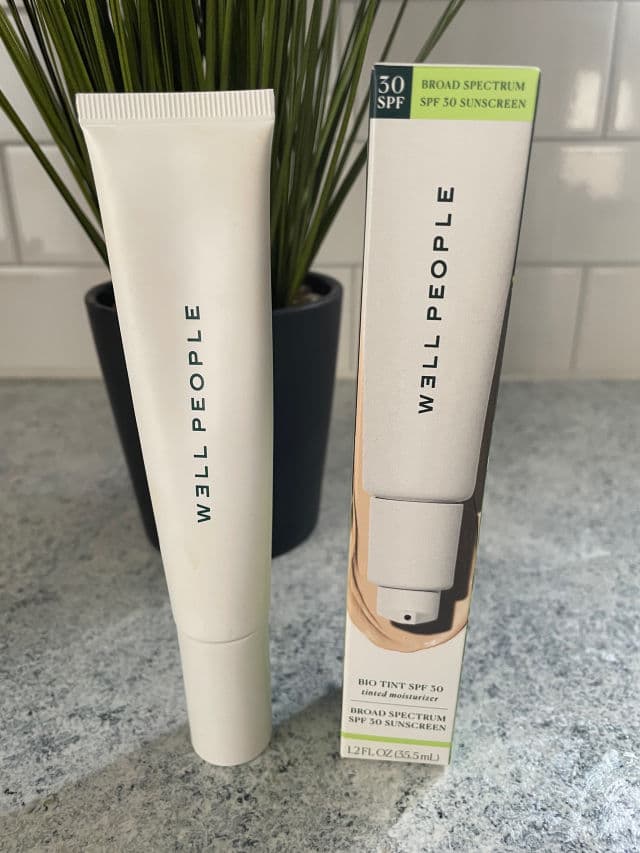 Well People Bio Tint SPF 30 Tinted Moisturizer review photo by mudonyourface
