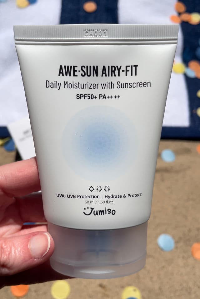 Awe-Sun Airy-Fit Daily Moisturizer with Sunscreen SPF 50+ PA++++ product review