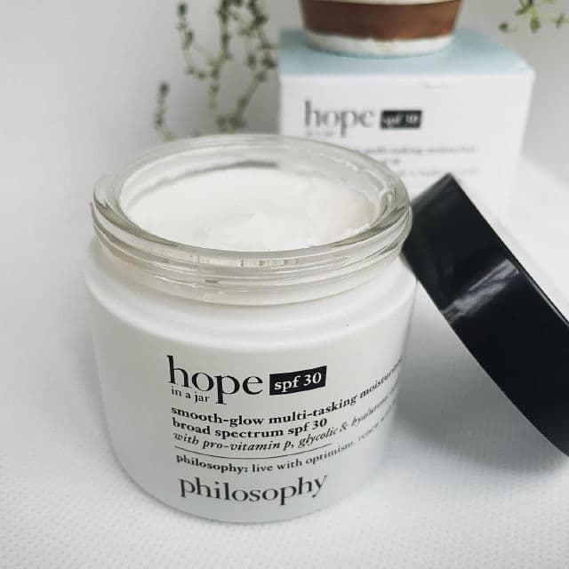 philosophy Hope in a Jar Smooth-Glow Multitasking Facial Moisturizer Broad Spectrum SPF 30 review photo by mudonyourface