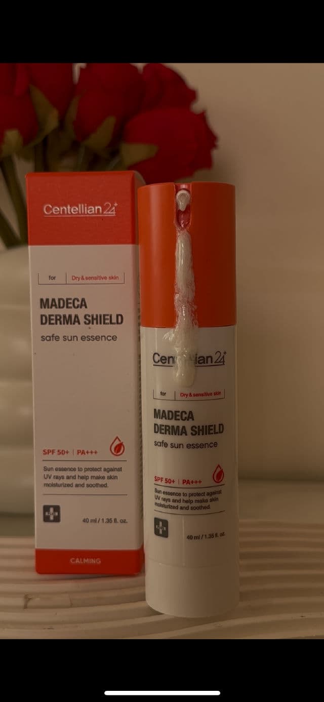 Centellian24 Madeca Derma Shield Safe Sun Essence SPF50+ PA++++ review photo by MunaSunrise