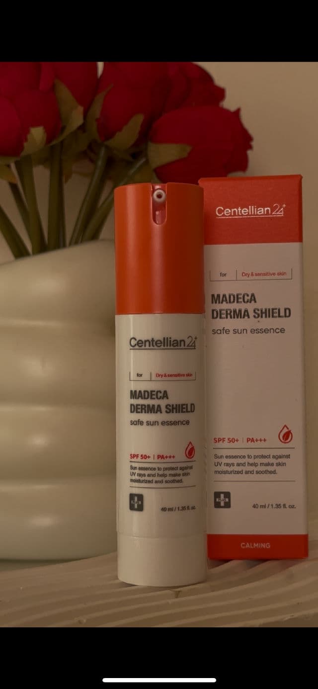 Centellian24 Madeca Derma Shield Safe Sun Essence SPF50+ PA++++ review photo by MunaSunrise