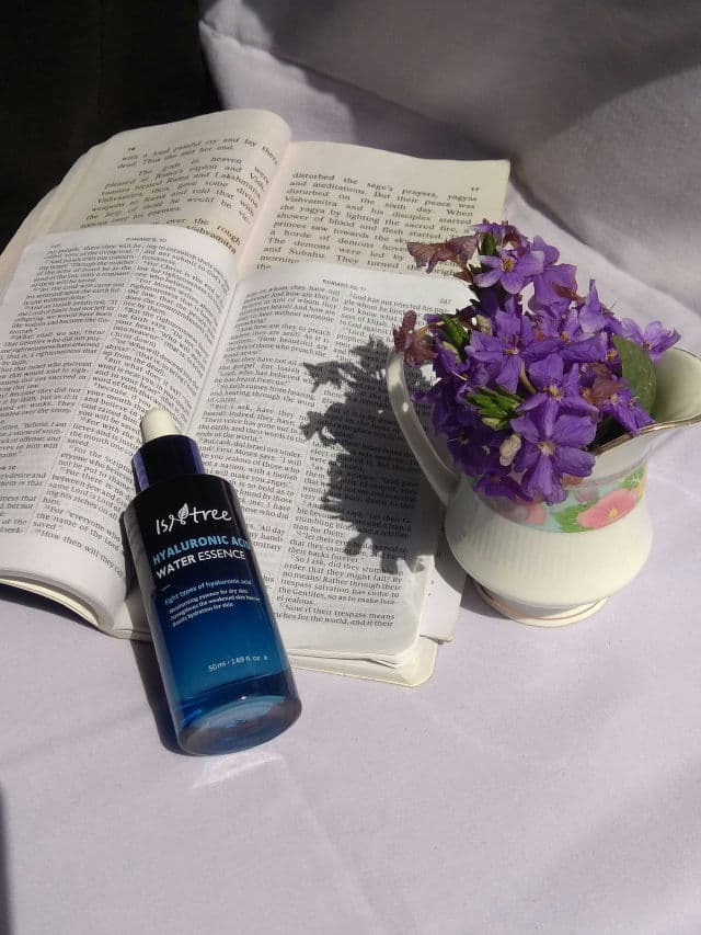ISNTREE Hyaluronic Acid Water Essence review photo by Alna