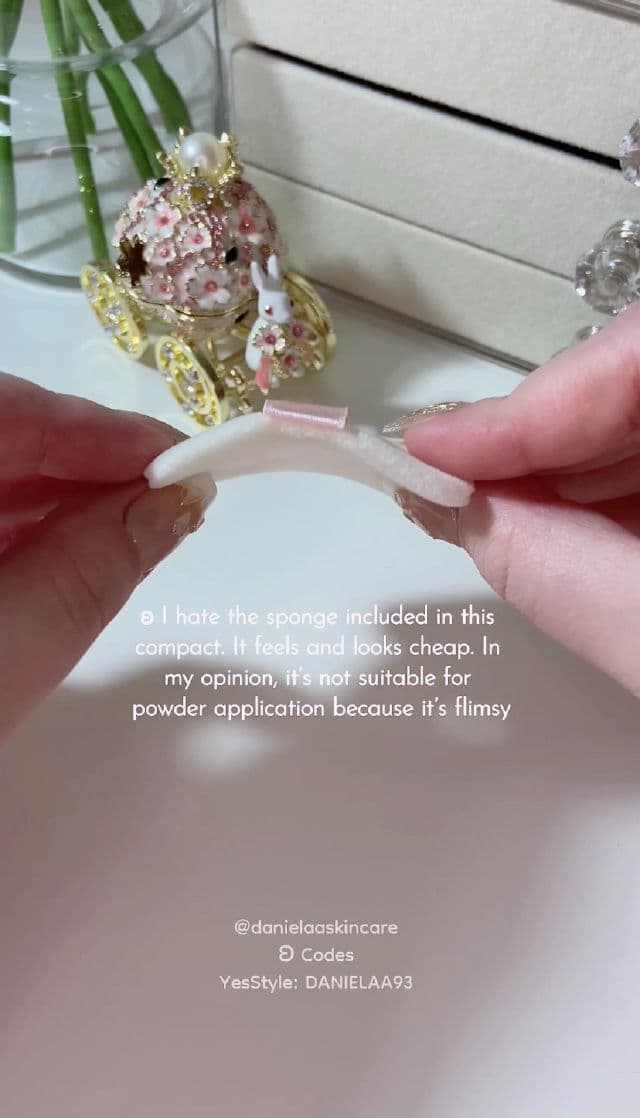 Milk Touch All-Day Perfect Blurring Fixing Pact review photo by danielaaskincare