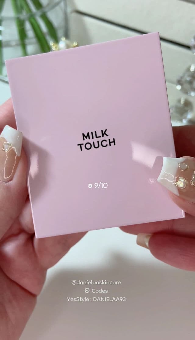 Milk Touch All-Day Perfect Blurring Fixing Pact review photo by danielaaskincare