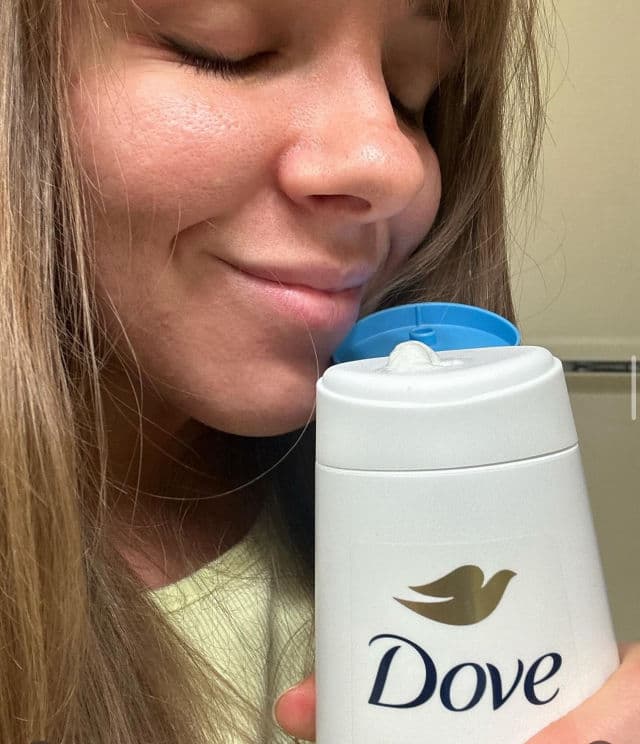 Dove Gentle Exfoliating Body Wash review photo by americanbeauty2022