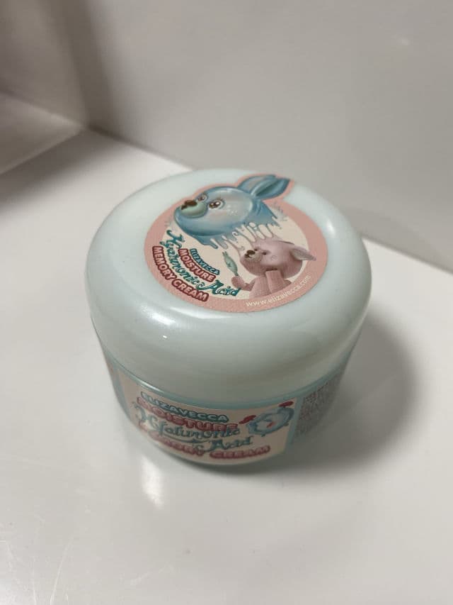 ELIZAVECCA Moisture Hyaluronic Acid Memory Cream review photo by Karinaxwoni