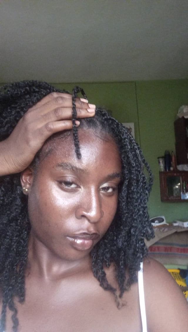 Loreal Revitalift Day Cream SPF 30 review photo by derinsola