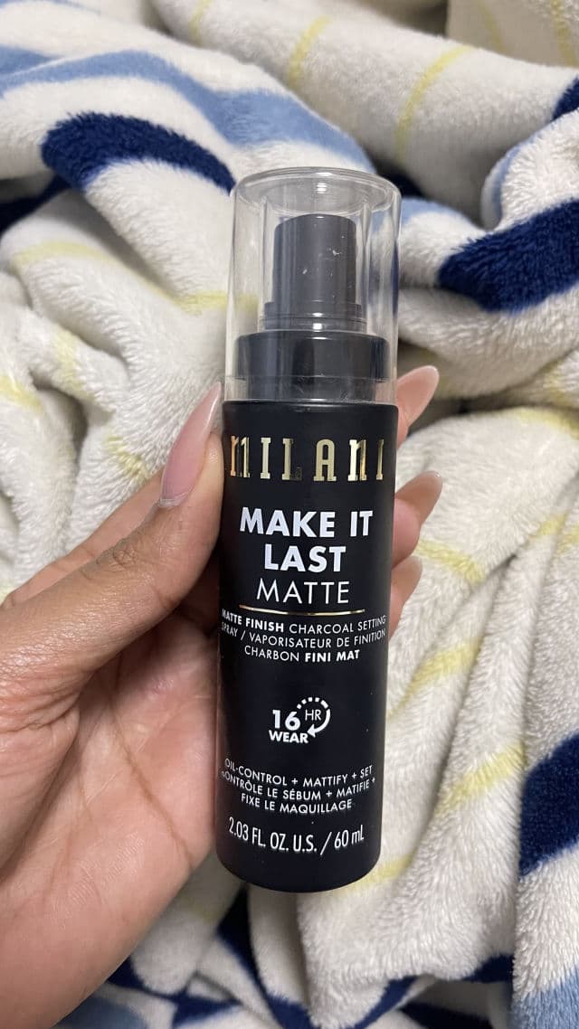 Milani Cosmetics Make it Last Matte - Matte Finish Charcoal Setting Spray review photo by imglam