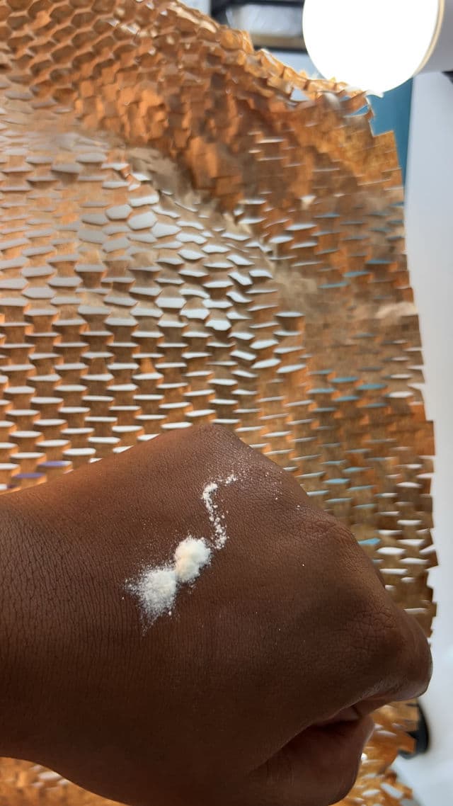 Centellian24 Madeca Powder Tea Tree AC review photo by katherineariasv