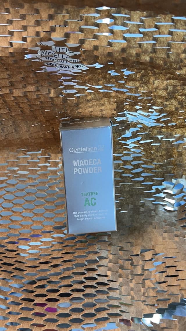 Centellian24 Madeca Powder Tea Tree AC review photo by katherineariasv