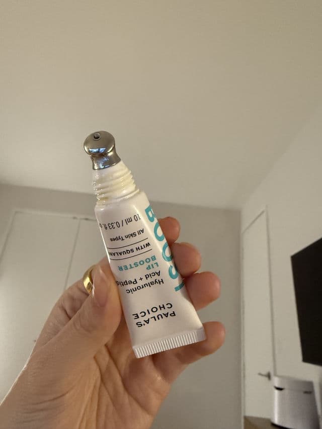 Paula's Choice Hyaluronic Acid + Peptide Lip Booster review photo by hellosjc