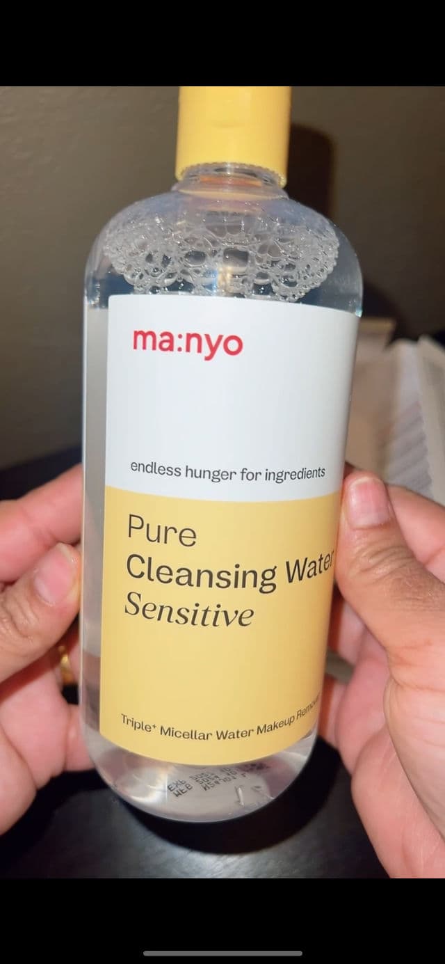 manyo Pure Cleansing Water Sensitive review photo by Reemon