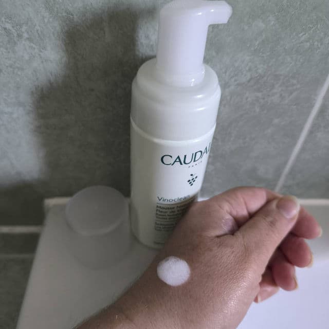 Caudalie Paris Vinoclean Instant Foaming Cleanser  review photo by Vimdit