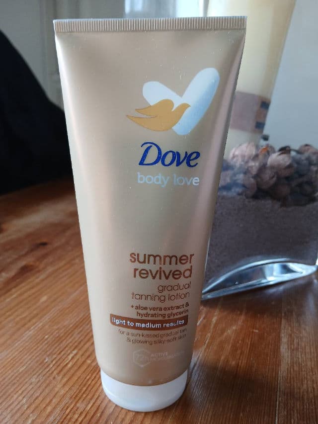 Dove DermaSpa Summer Revived Self Tanning Body Lotion Medium to Dark review photo by Natjjez