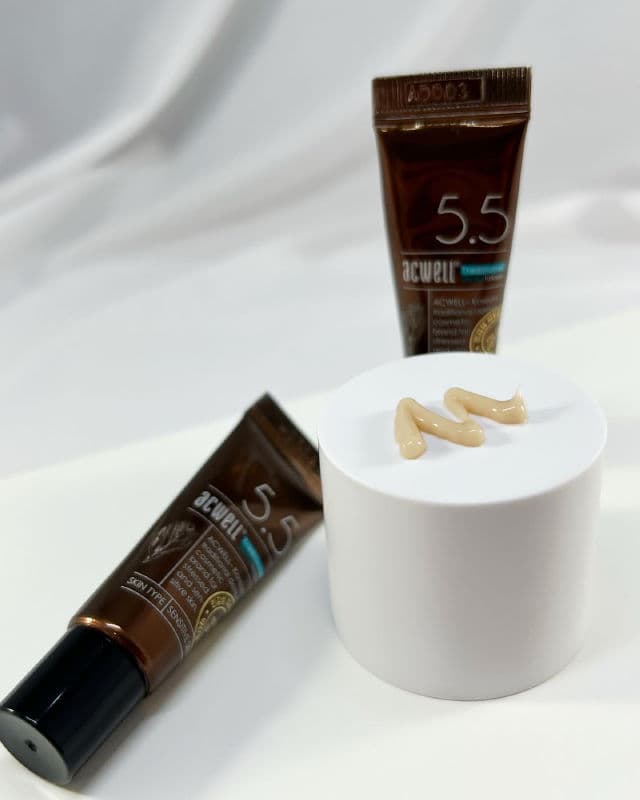 ACWELL ACWELL Licorice pH Balancing Intensive Eye Cream review photo by Doncaster